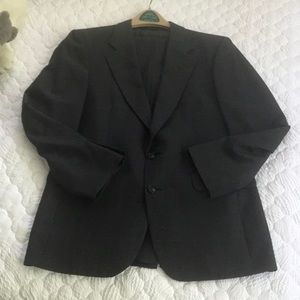 Men’s suit